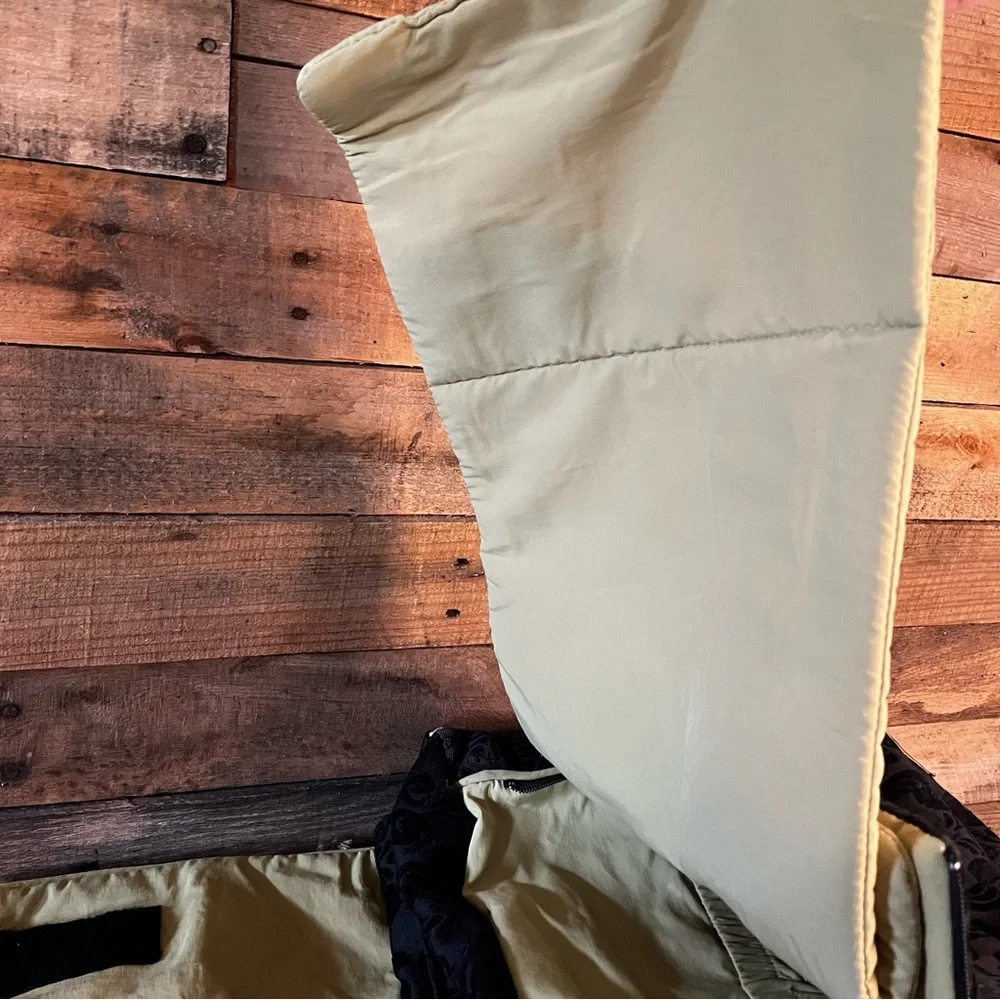 Petunia‎ Pickle Bottom Black Diaper Bag Backpack